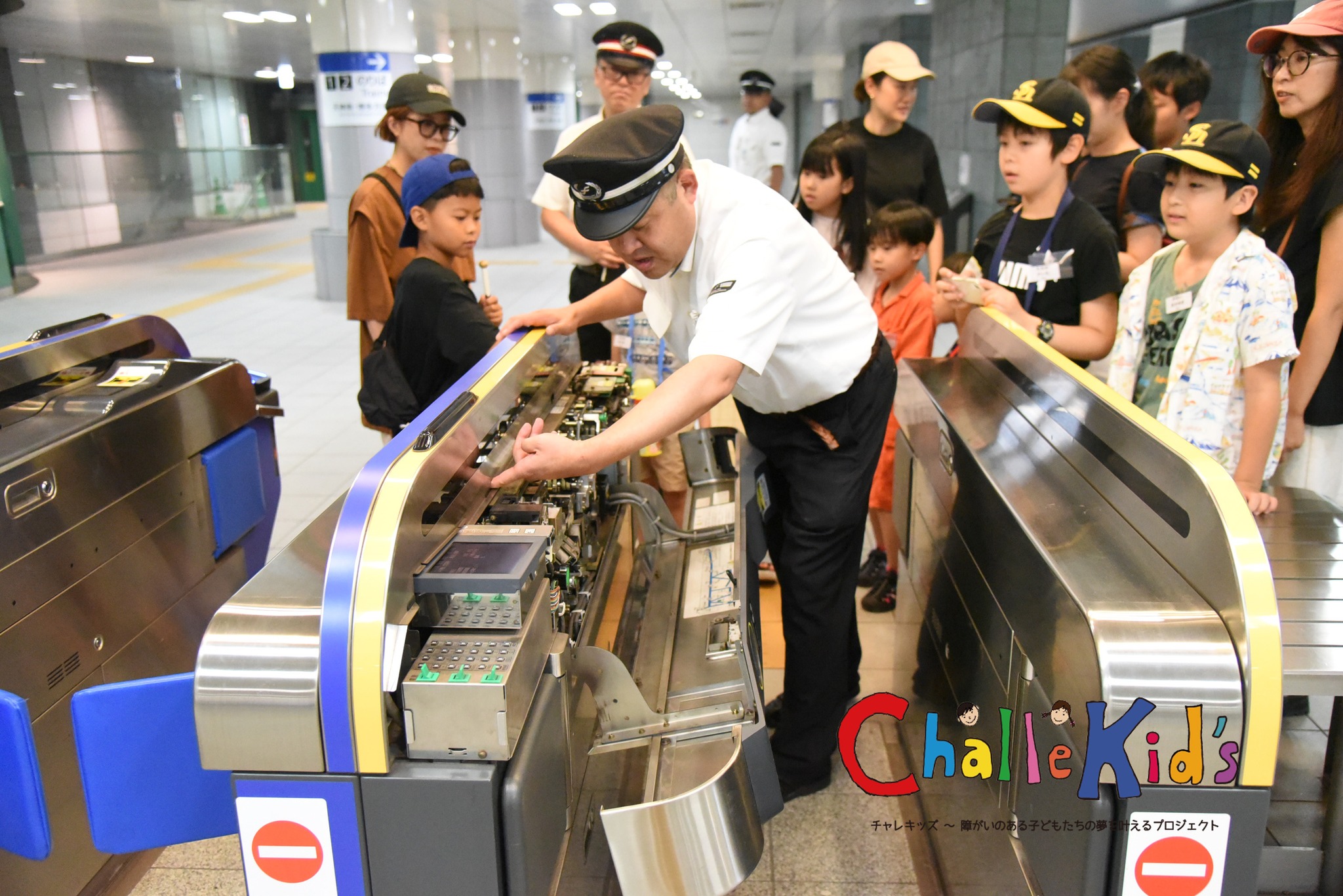 地下鉄の駅務員さんのお仕事体験 250808-3